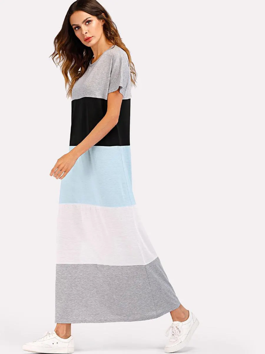 Sommerliches Maxikleid mit Streifen
